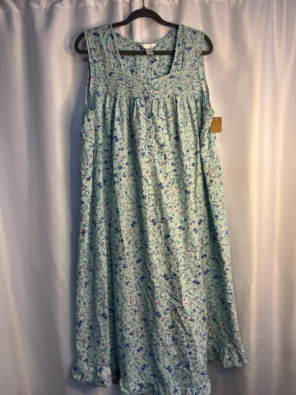Adonna Sleepwear Size XXL Women's Floral Print Sleeveless Nightgown Sleepwear Gr